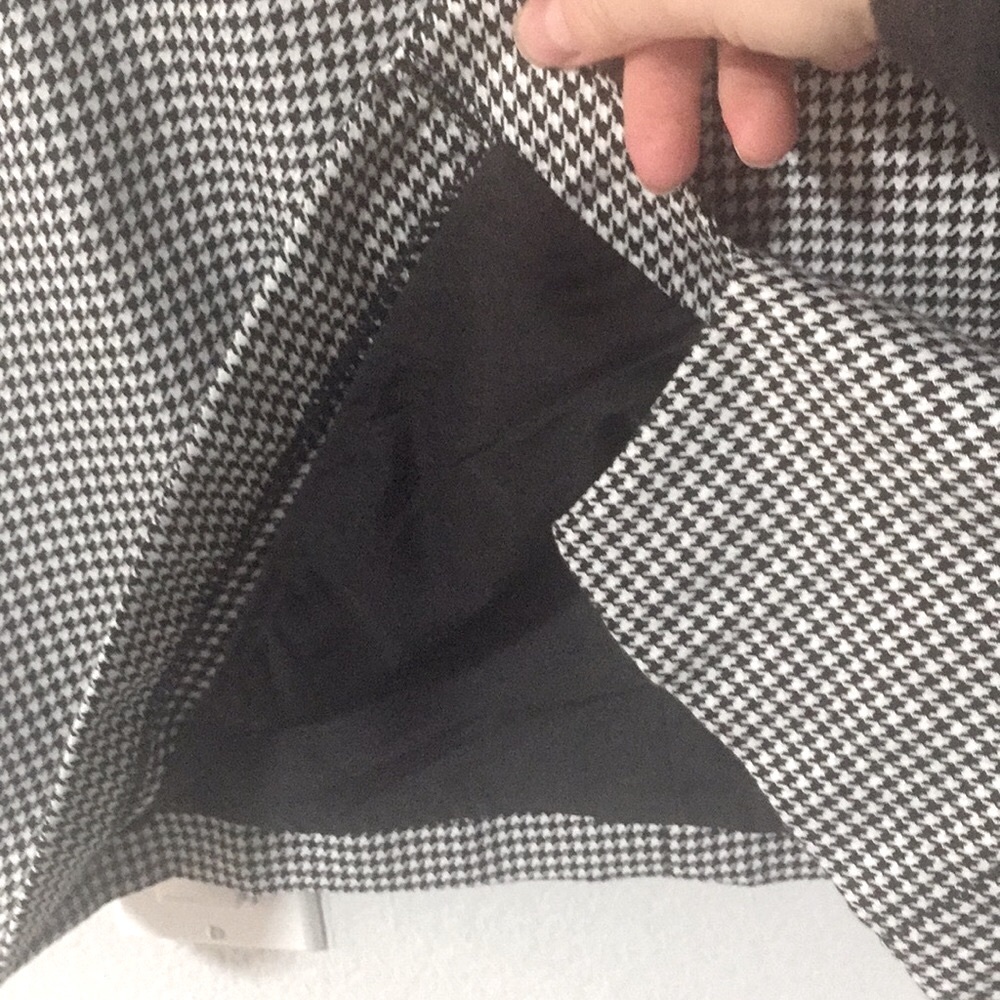 🩷3 for $20🩷 Checkered skirt NWT - Picture 6 of 9